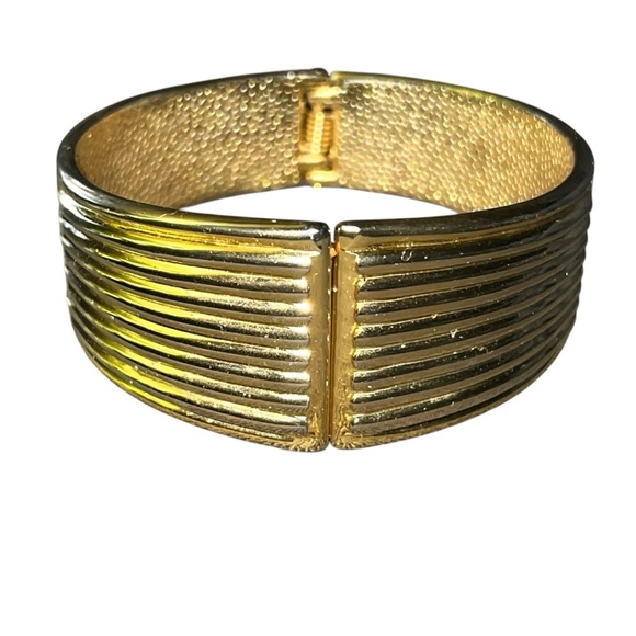 Vintage Art Deco Style Ribbed Gold Tone Clamp Clamper Bangle Bracelet - Picture 5 of 6